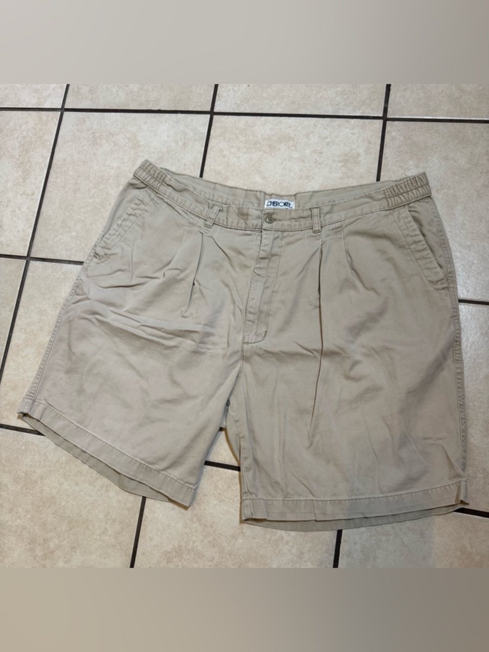 Cherokee Men's Flat Front Shorts in Beige Tan
